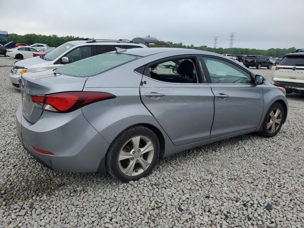 2016 Hyundai Elantra Se - Image 3