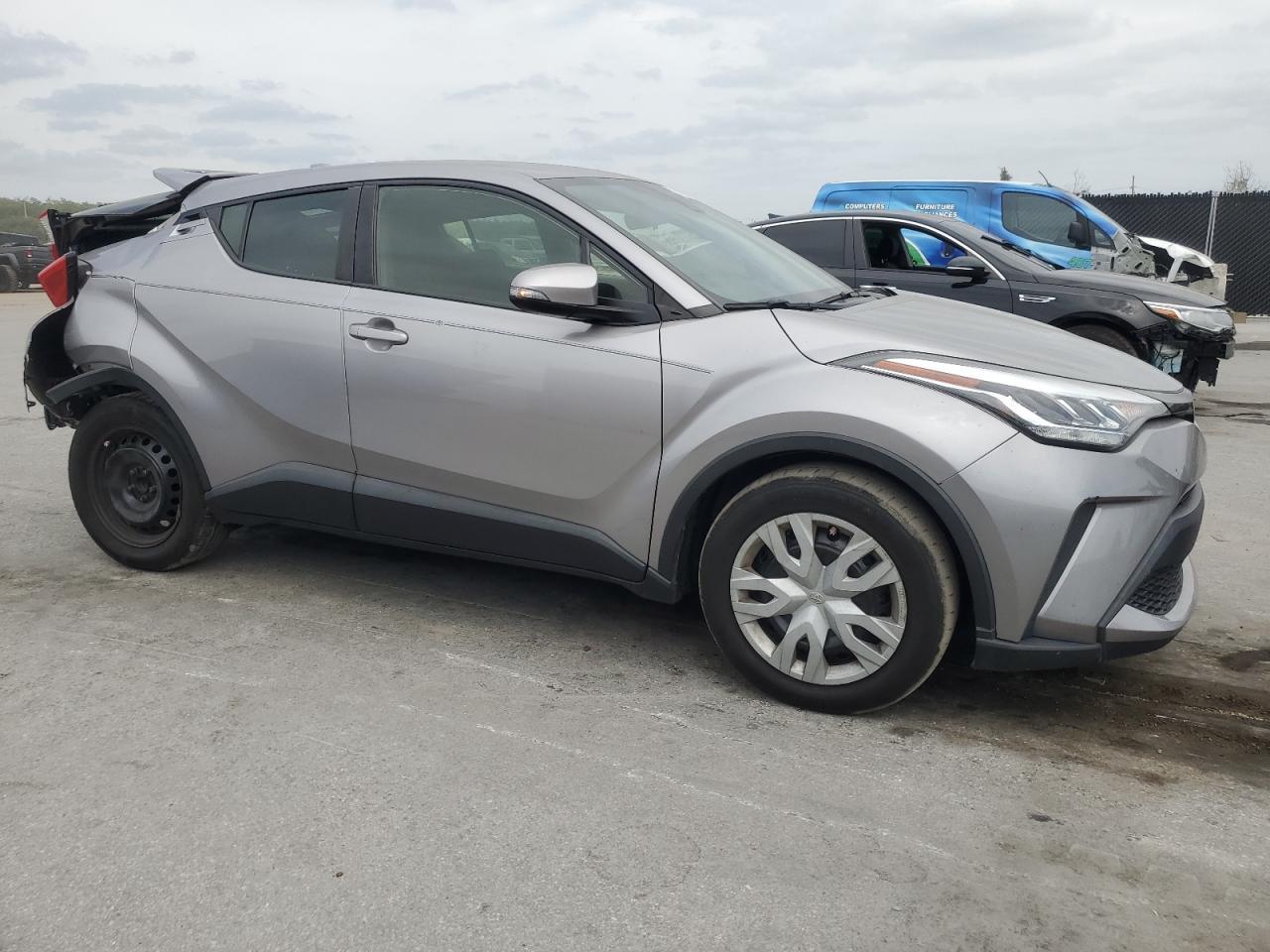 2020 Toyota C-Hr Xle - Фото 4
