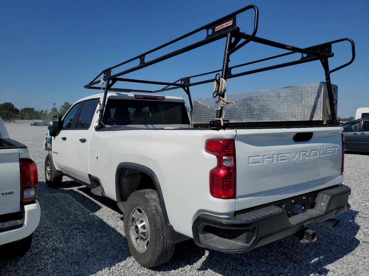 2024 Chevrolet Silverado C2500 Heavy Duty - Фото 2