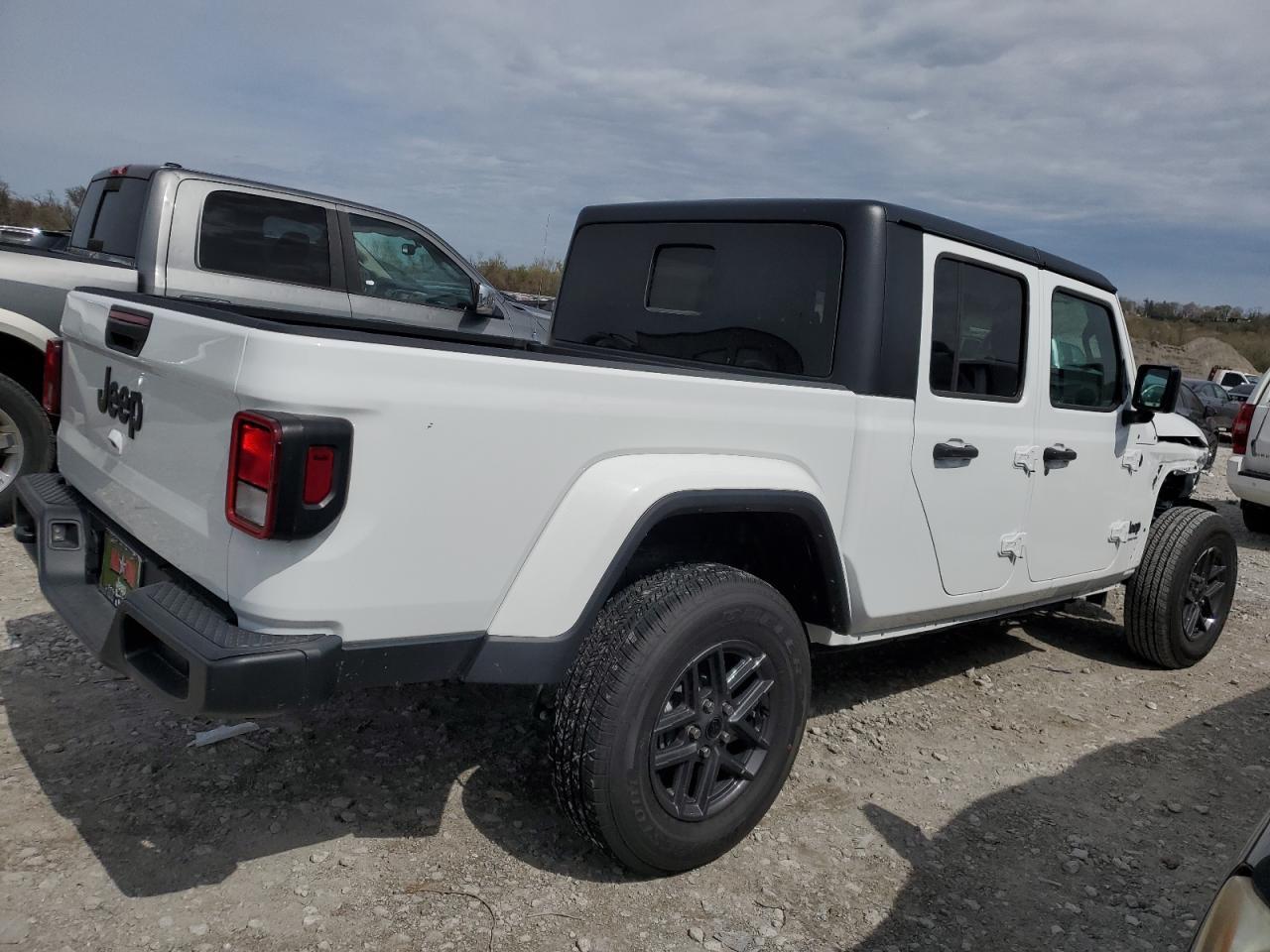2024 Jeep Gladiator Sport - Фото 3