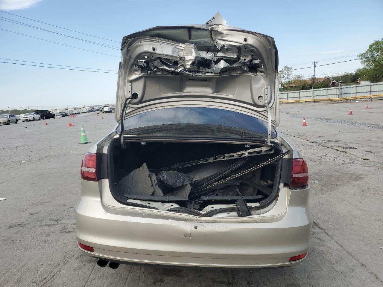 2016 Volkswagen Jetta S - Фото 6