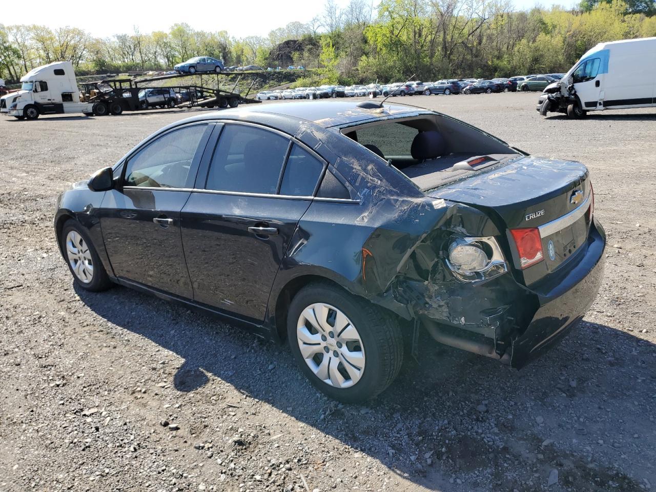 2015 Chevrolet Cruze Ls - Фото 2