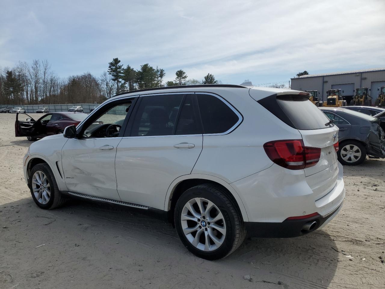 2015 BMW X5 xDrive35I - Image 2