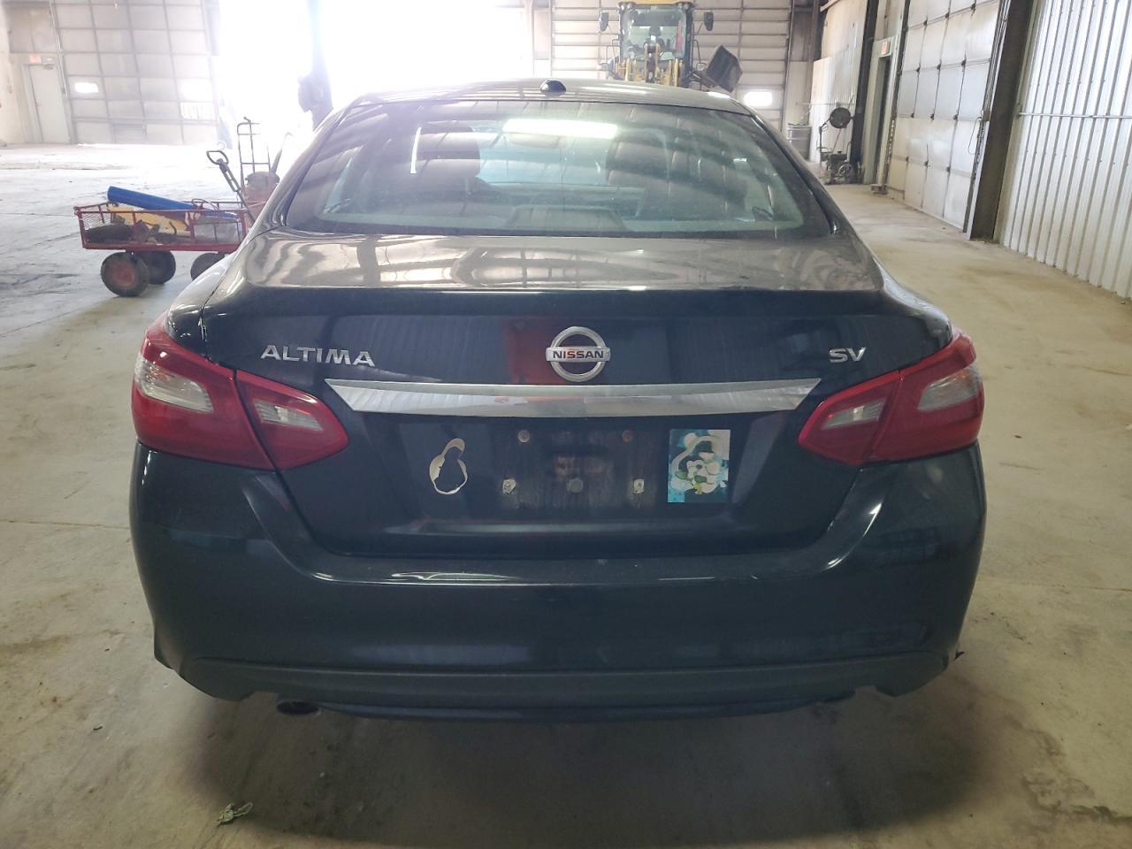 2018 Nissan Altima 2.5 - Image 6