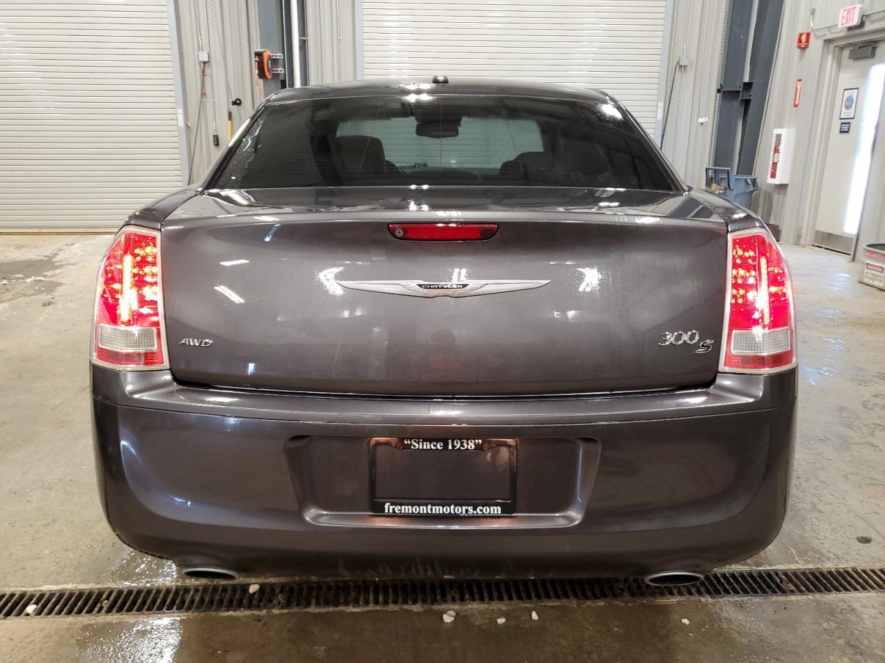 2013 Chrysler 300 S - Фото 6