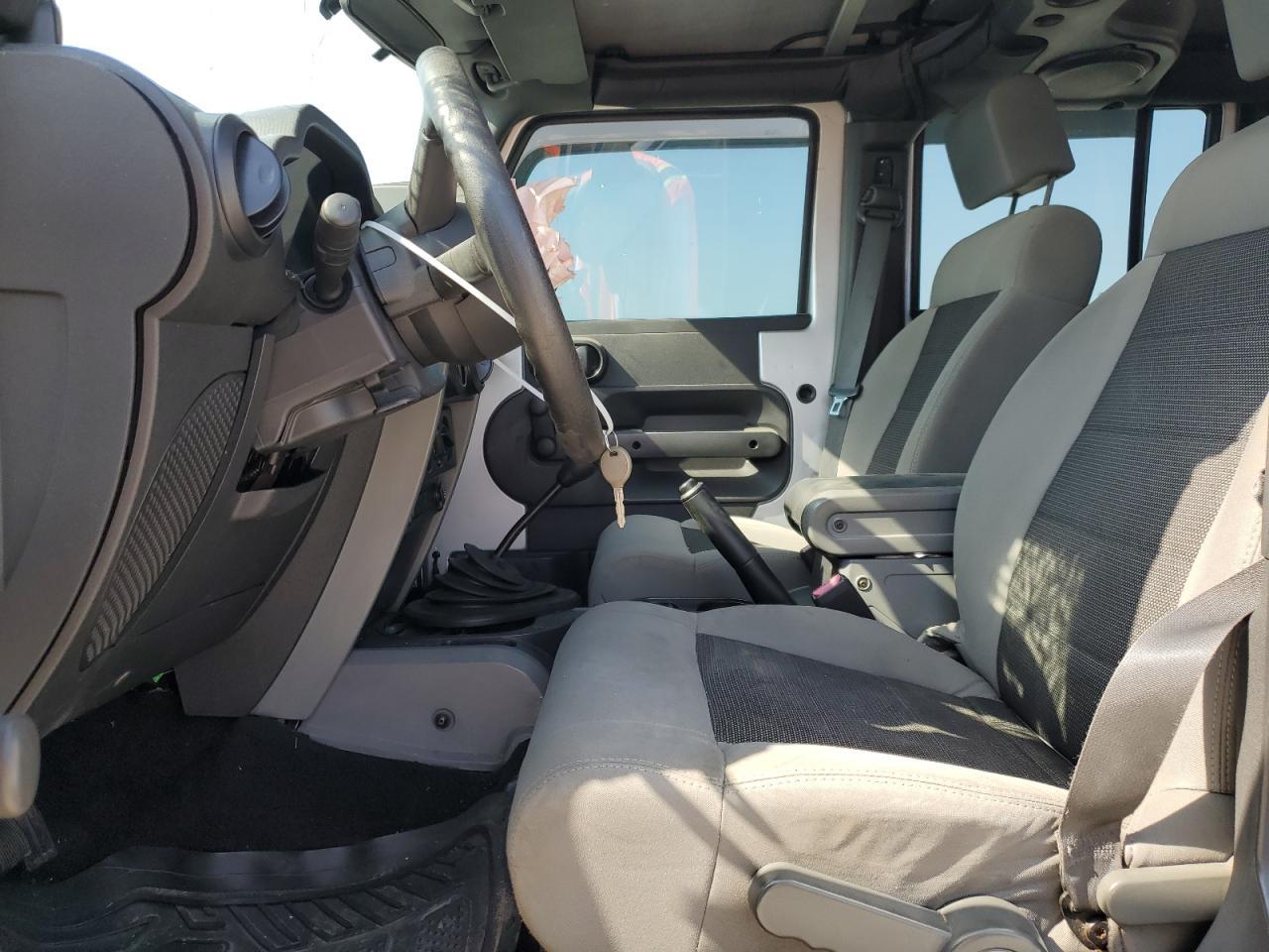 2008 Jeep Wrangler Unlimited X - Фото 7
