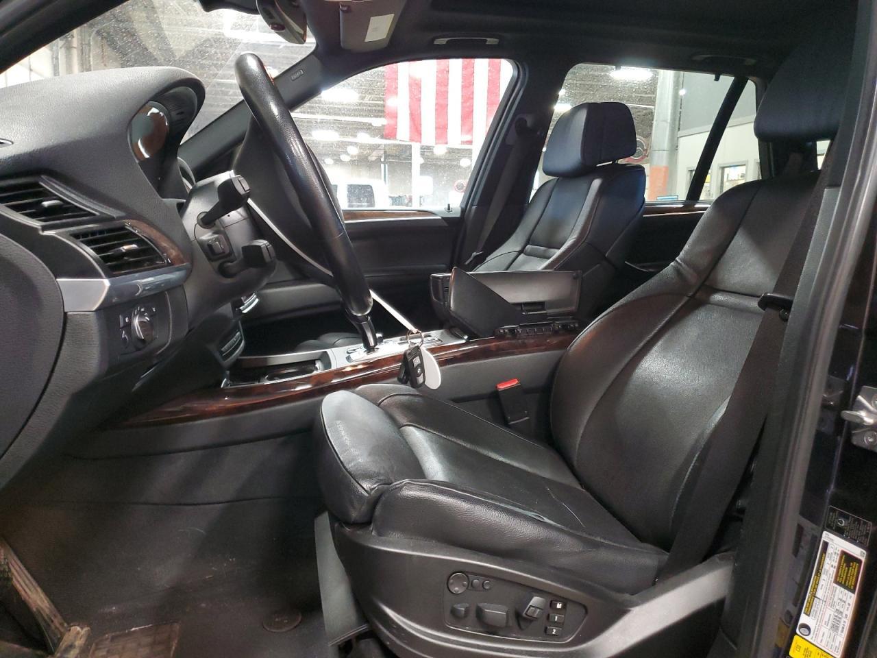 2011 BMW X5 xDrive50I - Фото 7