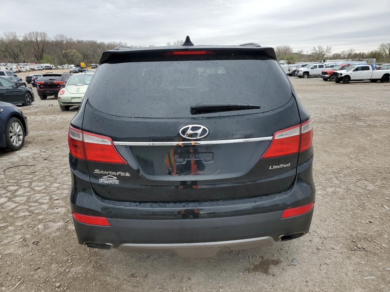 2014 Hyundai Santa Fe Gls - Image 6
