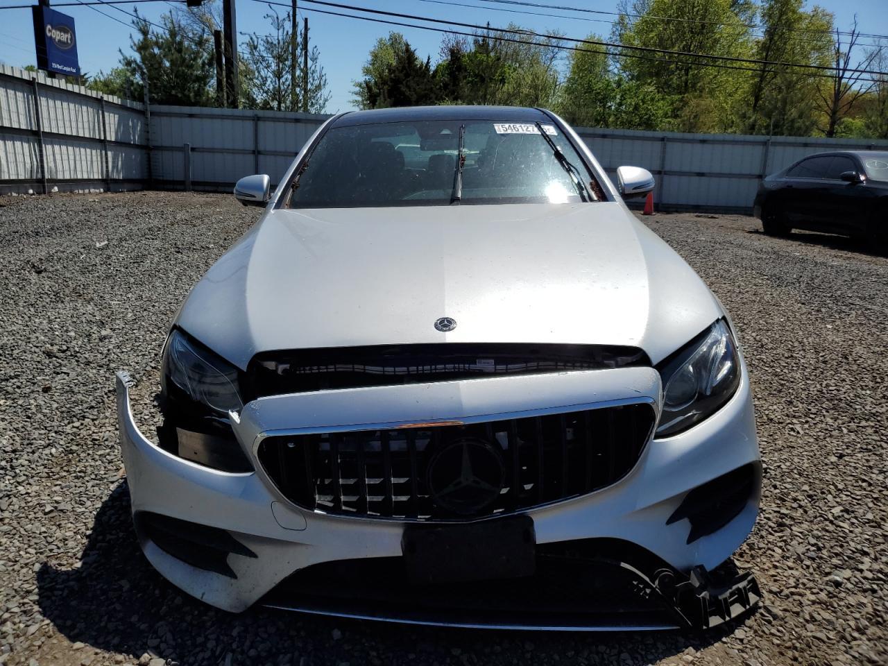 2019 Mercedes-Benz E 300 - Фото 5