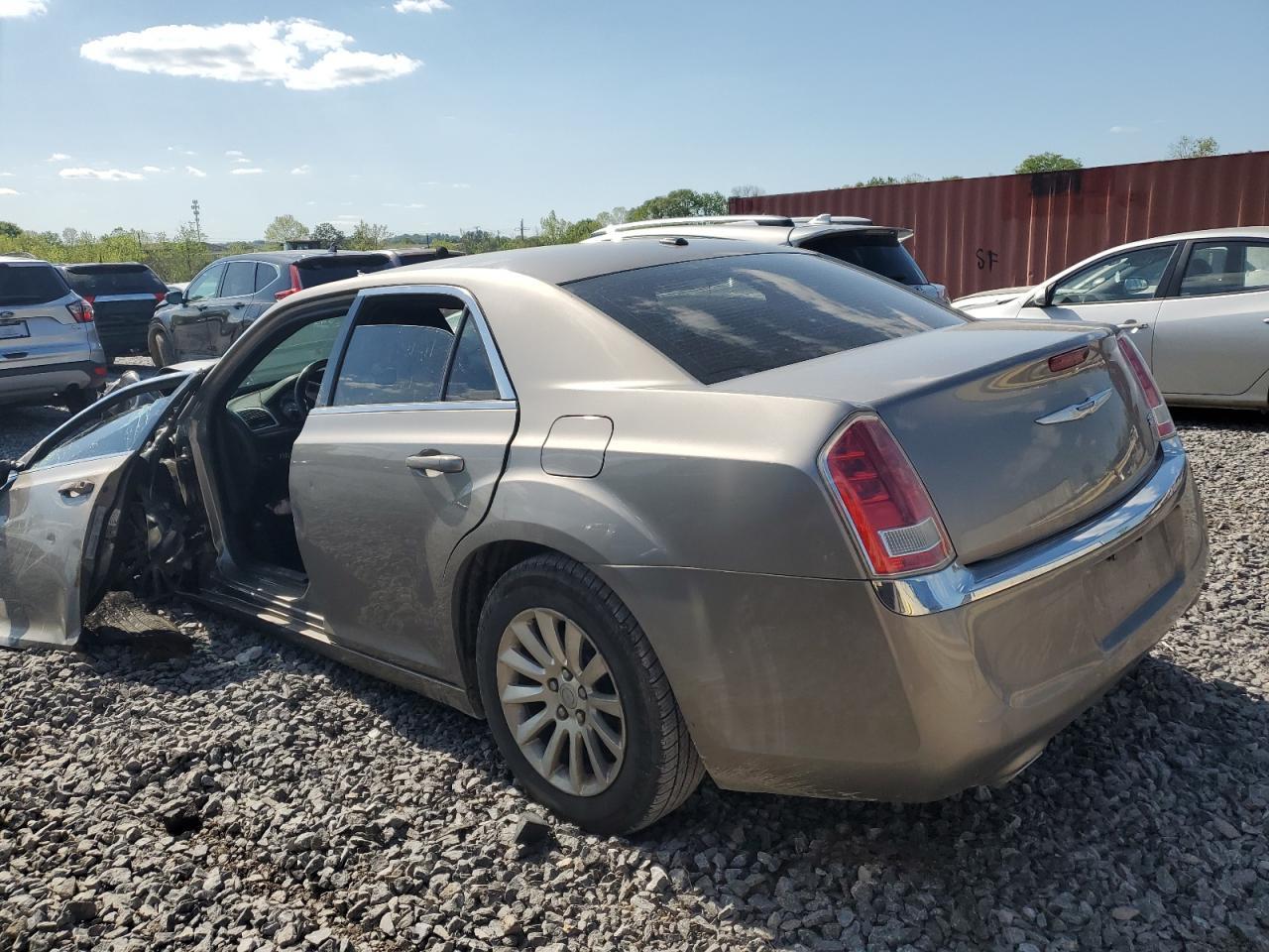 2014 Chrysler 300 - Фото 2