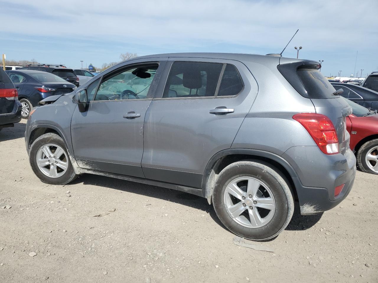 2020 Chevrolet Trax Ls - Image 2