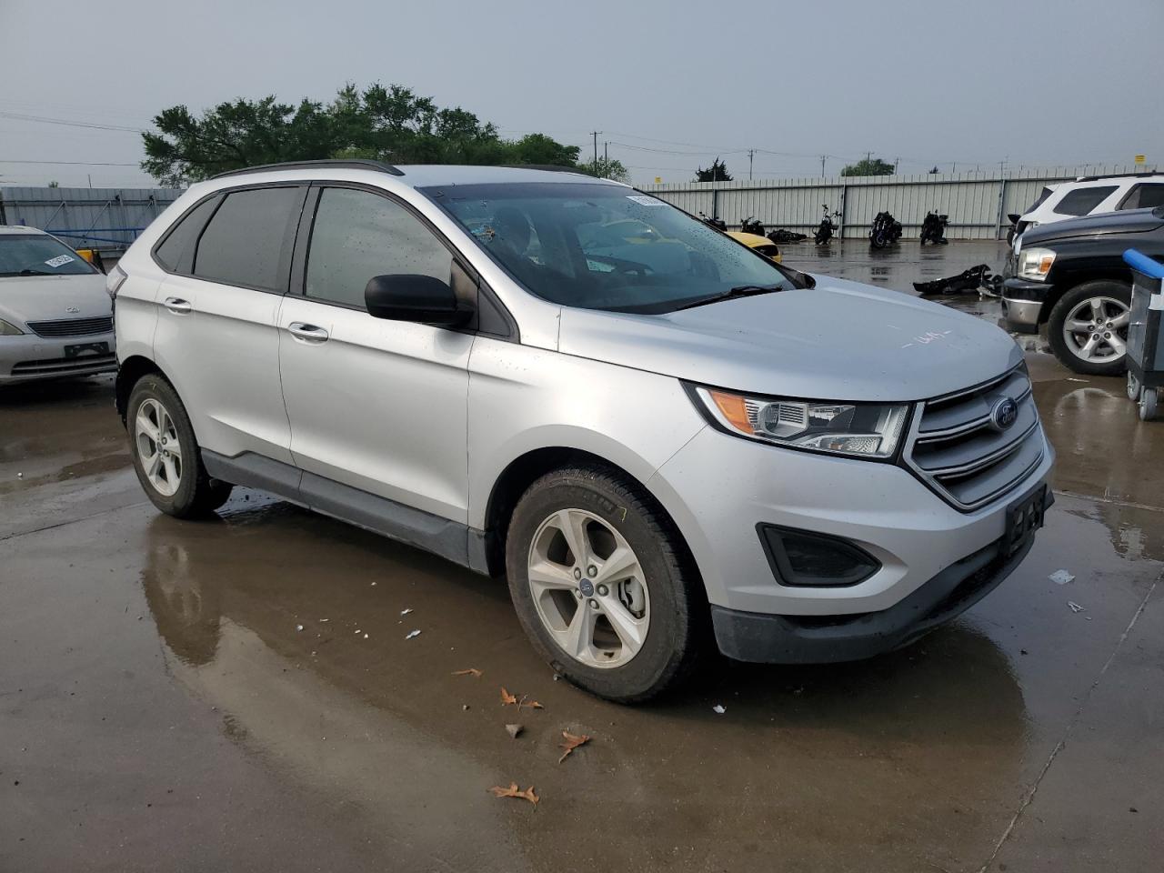 2016 Ford Edge Se - Image 4