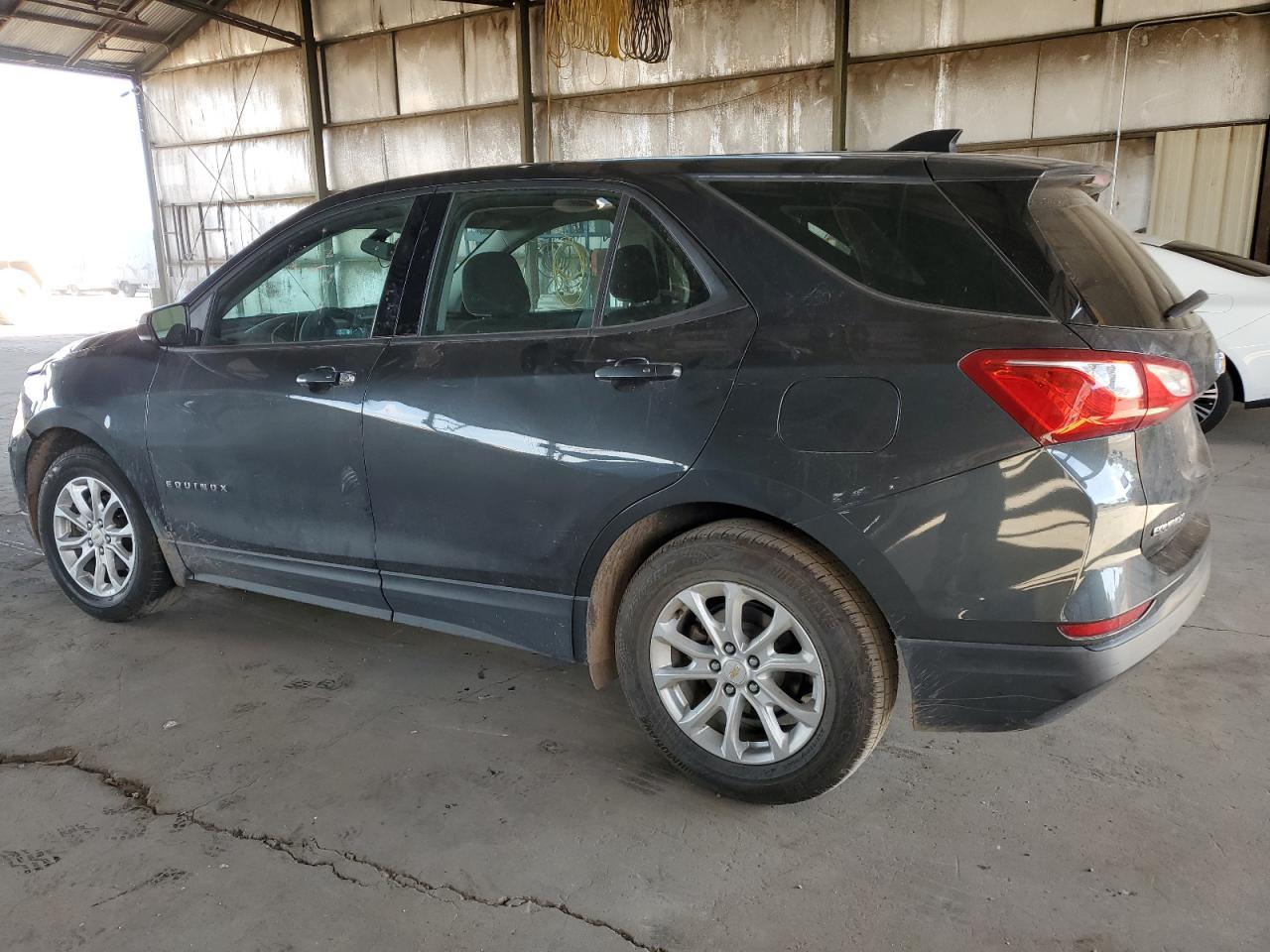 2019 Chevrolet Equinox Ls - Фото 2