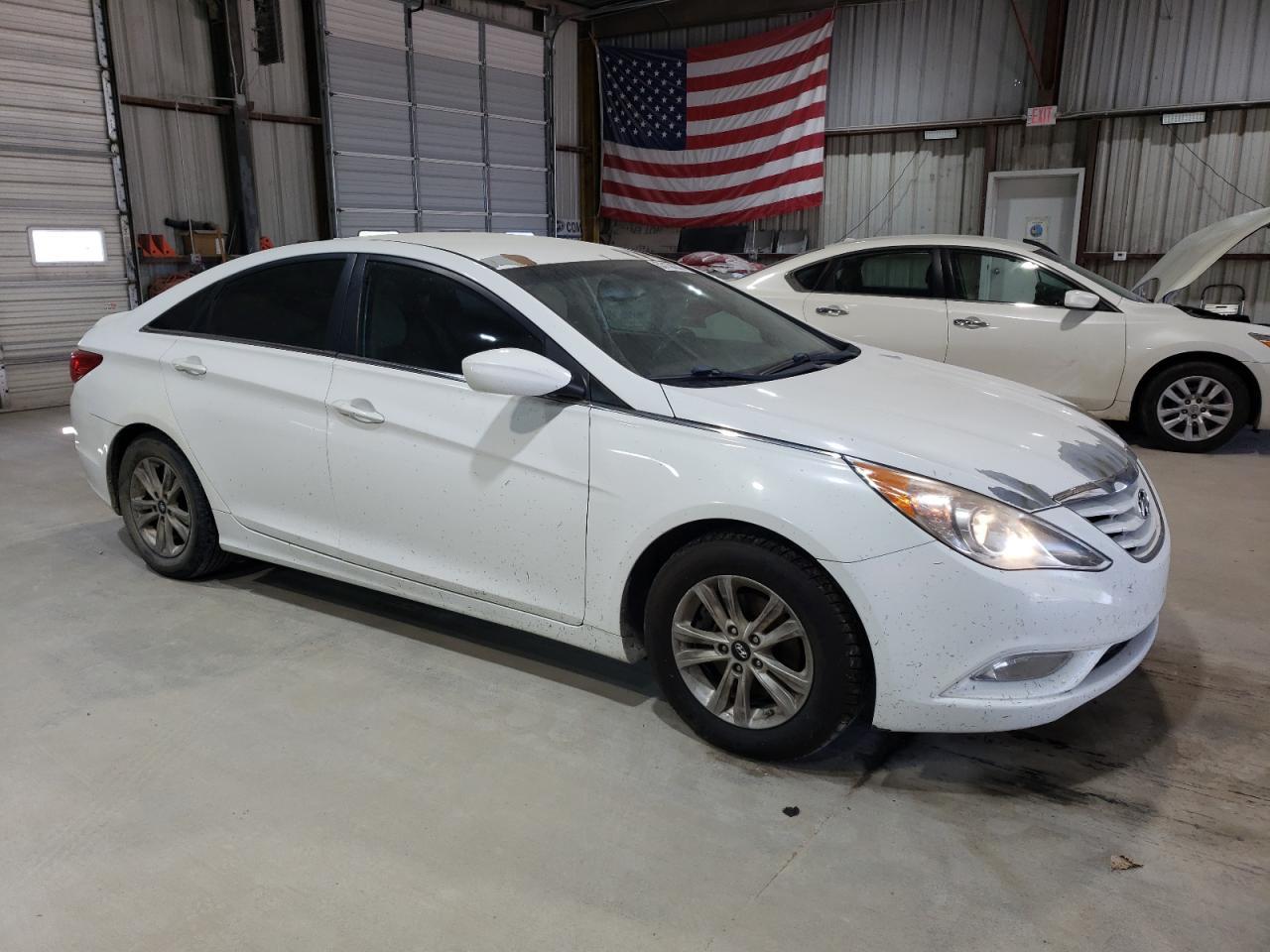 2013 Hyundai Sonata Gls - Image 4