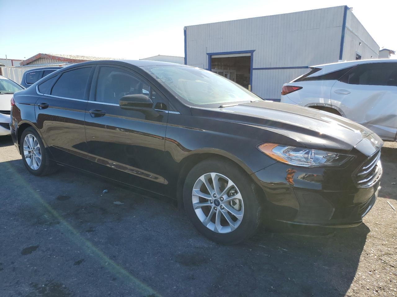 2019 Ford Fusion Se - Image 4