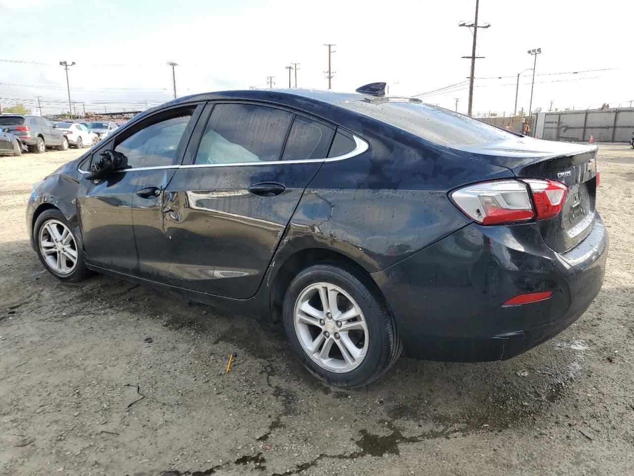 2018 Chevrolet Cruze Lt - Фото 2