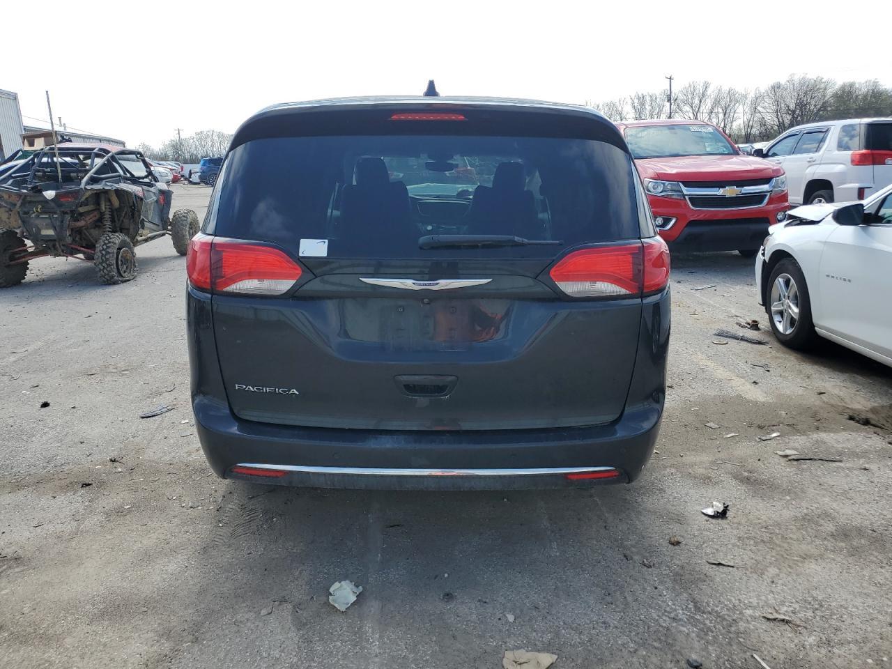 2019 Chrysler Pacifica Touring L - Фото 6