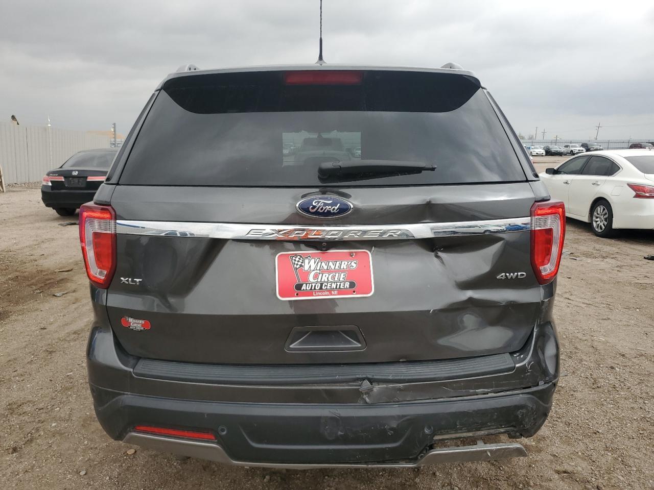 2019 Ford Explorer Xlt - Фото 6