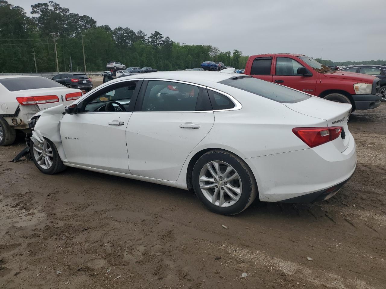 2017 Chevrolet Malibu Lt - Фото 2