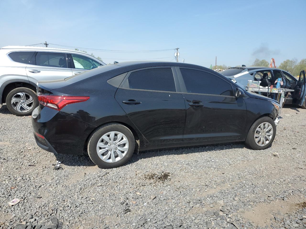 2021 Hyundai Accent Se - Image 3