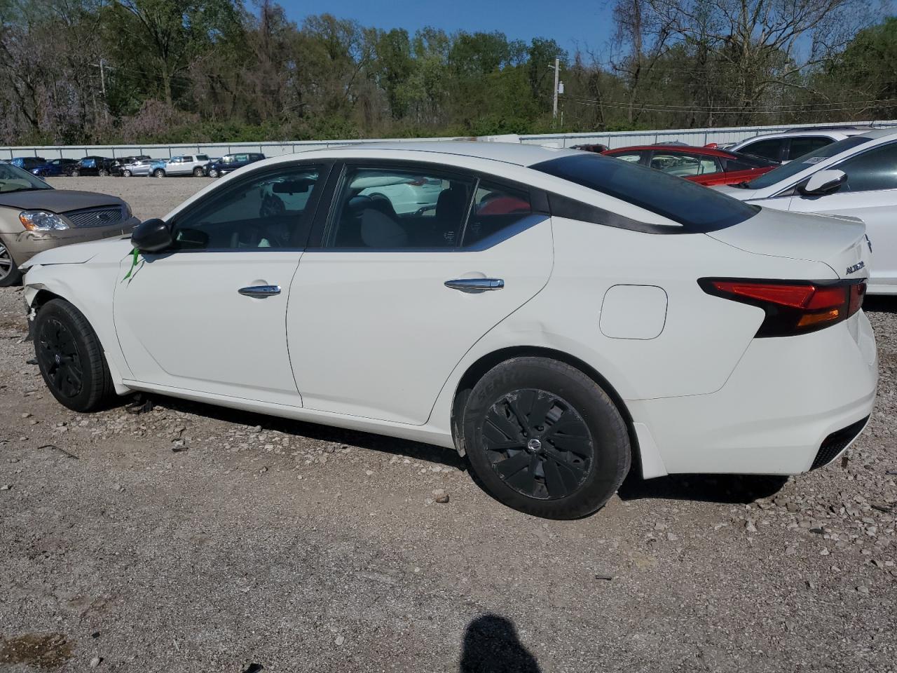 2019 Nissan Altima S - Image 3