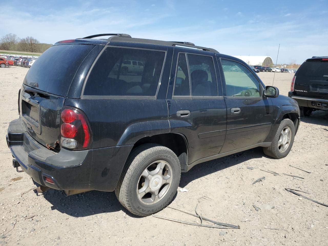 2008 Chevrolet Trailblazer Ls - Image 3