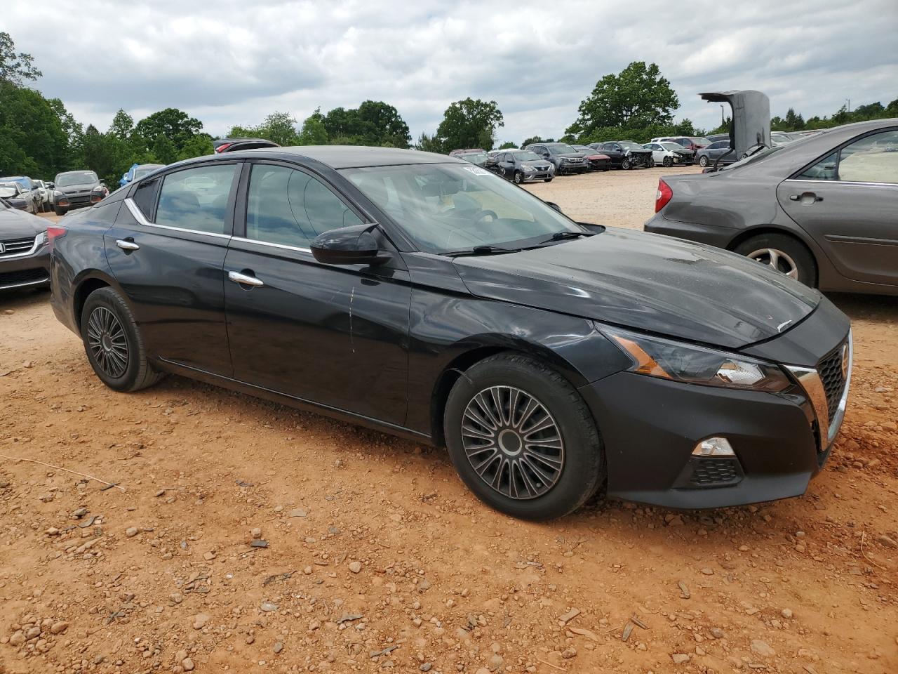 2019 Nissan Altima S - Фото 4