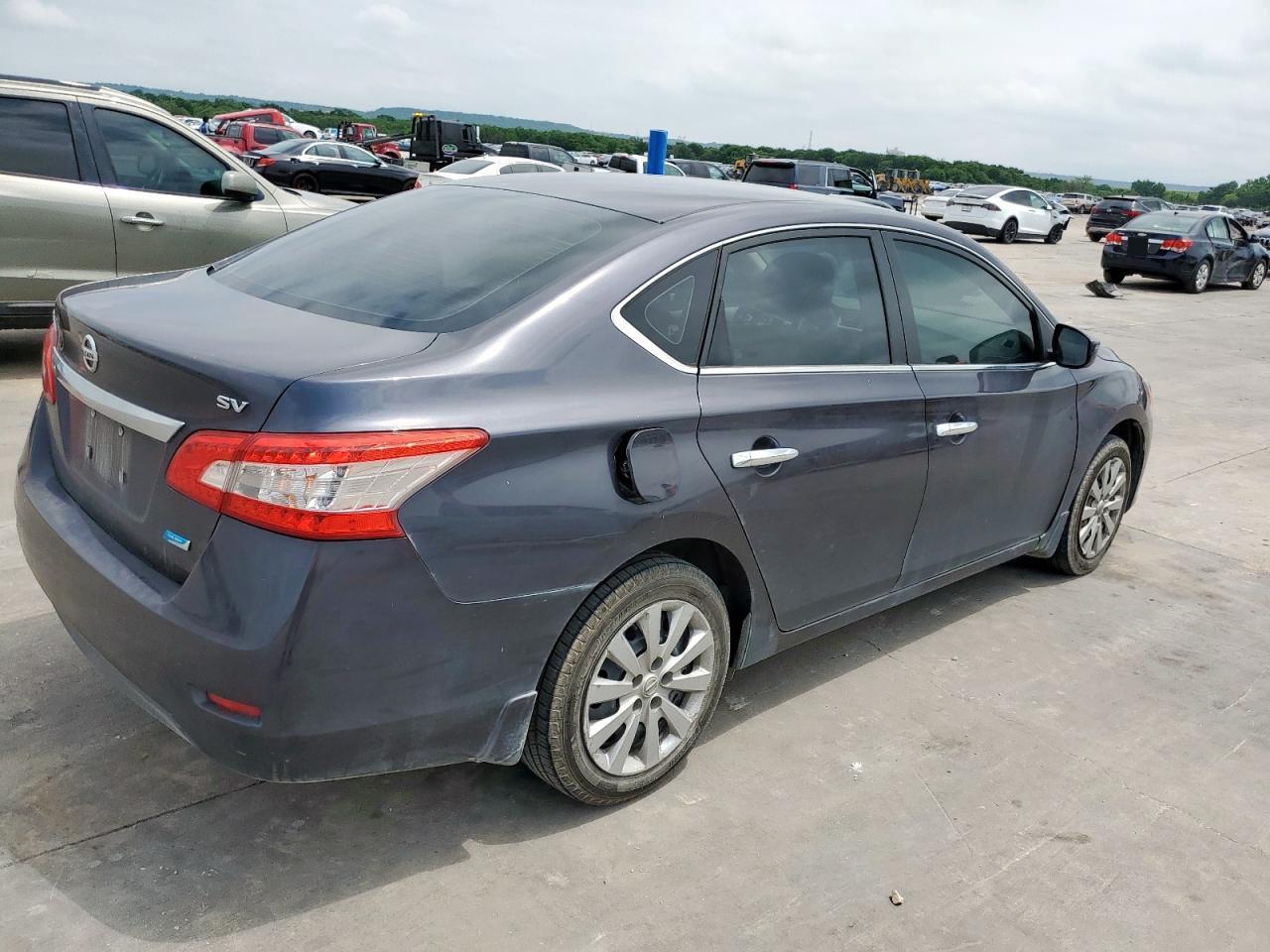 2014 Nissan Sentra S - Фото 3