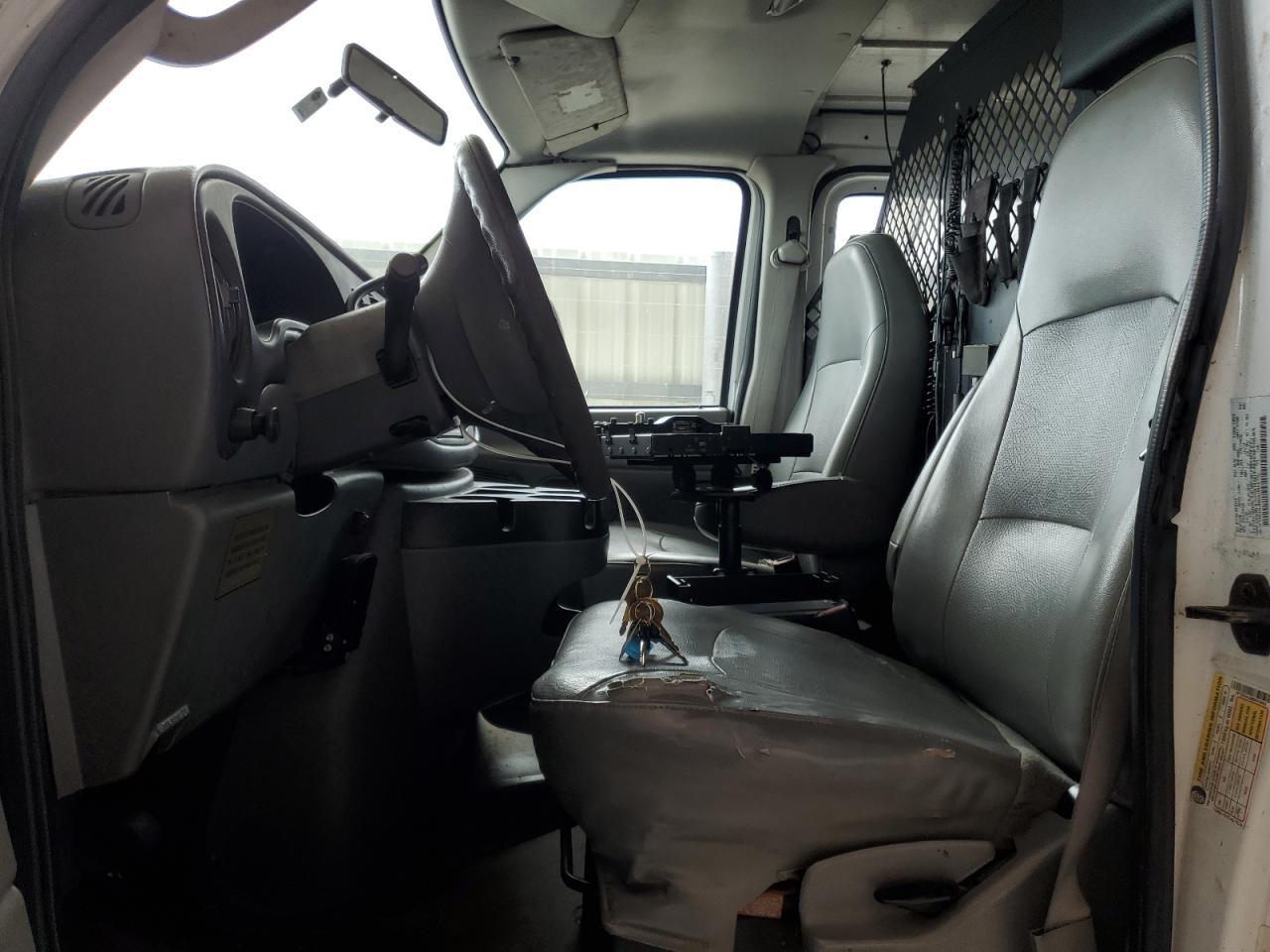 2008 Ford Econoline E350 Super Duty Van - Фото 7