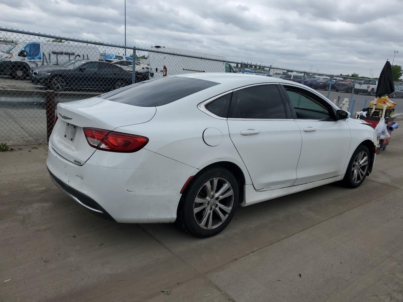 2015 Chrysler 200 Limited - Image 3