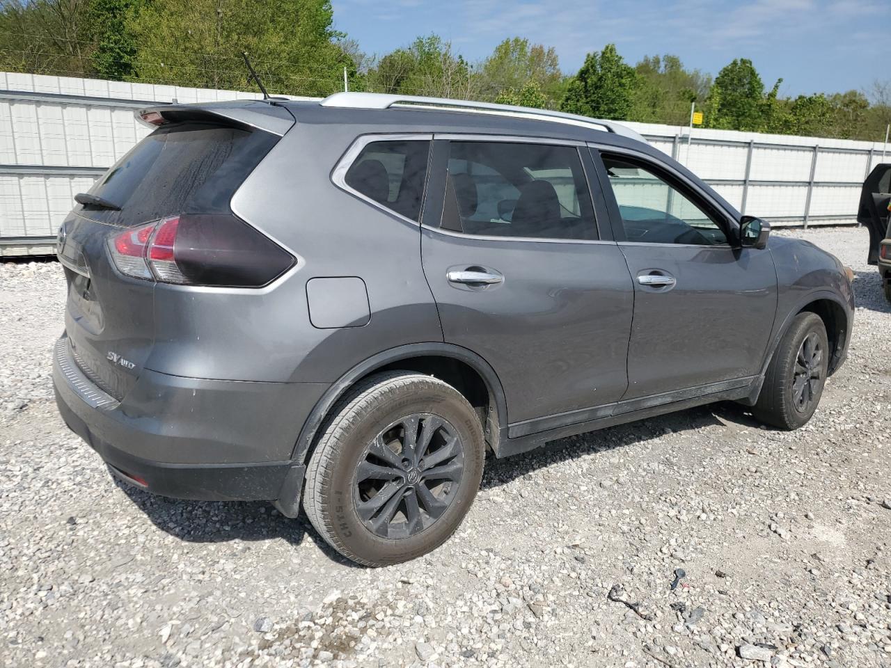 2015 Nissan Rogue S - Image 5
