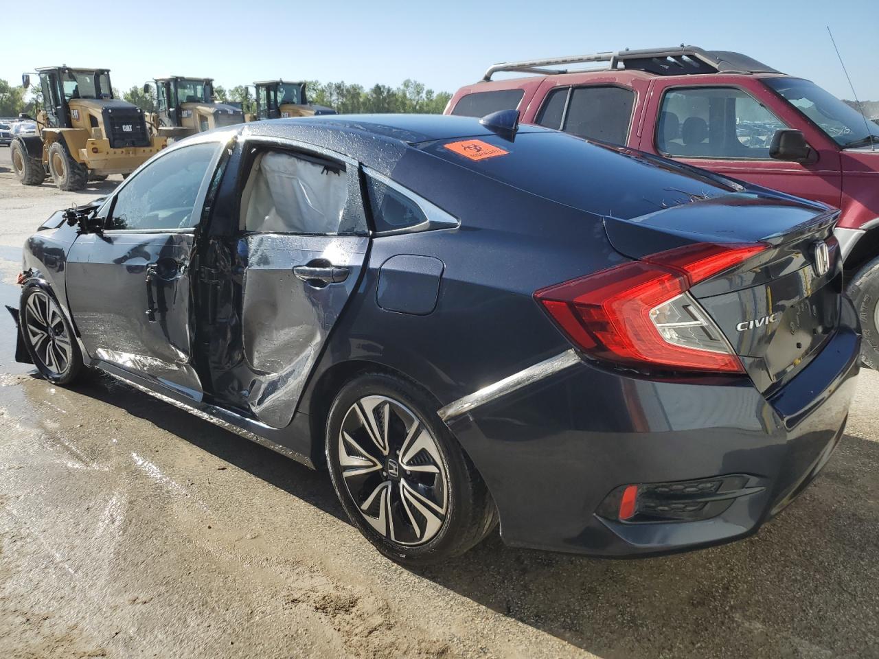 2017 Honda Civic Ex - Image 2