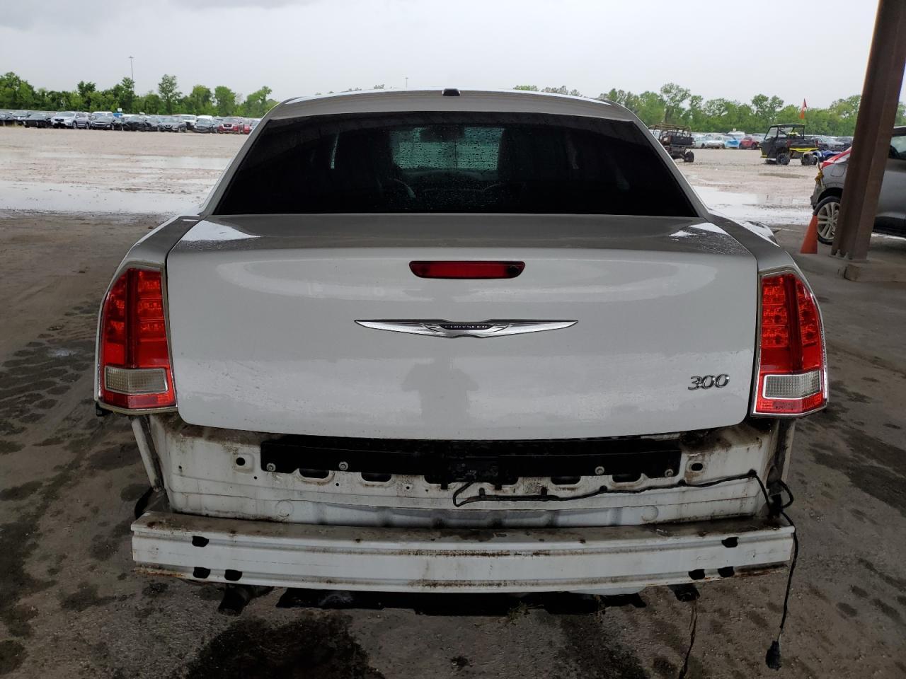 2014 Chrysler 300 - Image 6