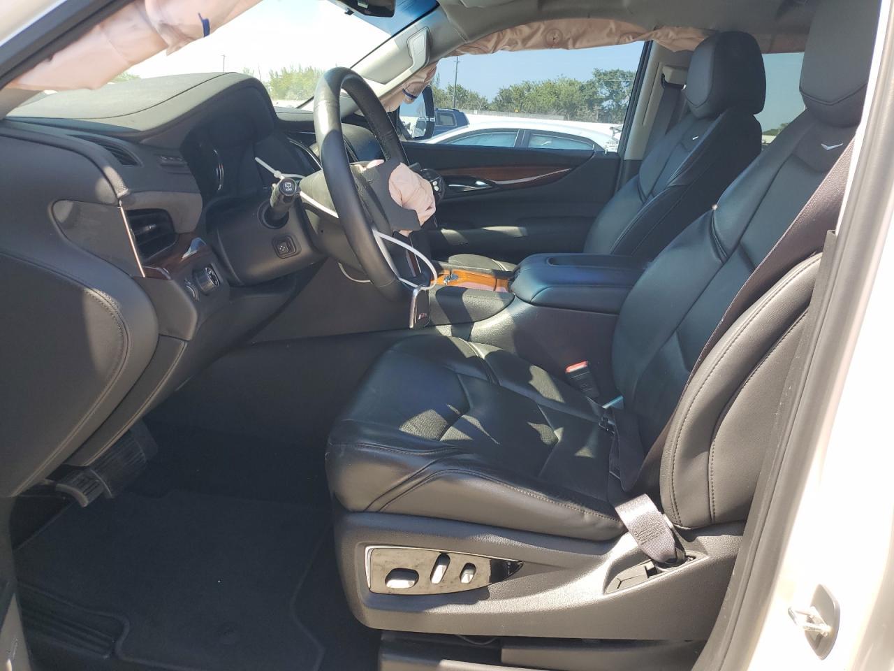 2017 Cadillac Escalade - Фото 7