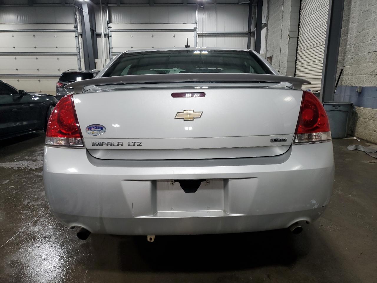 2014 Chevrolet Impala Limited Ltz - Image 6