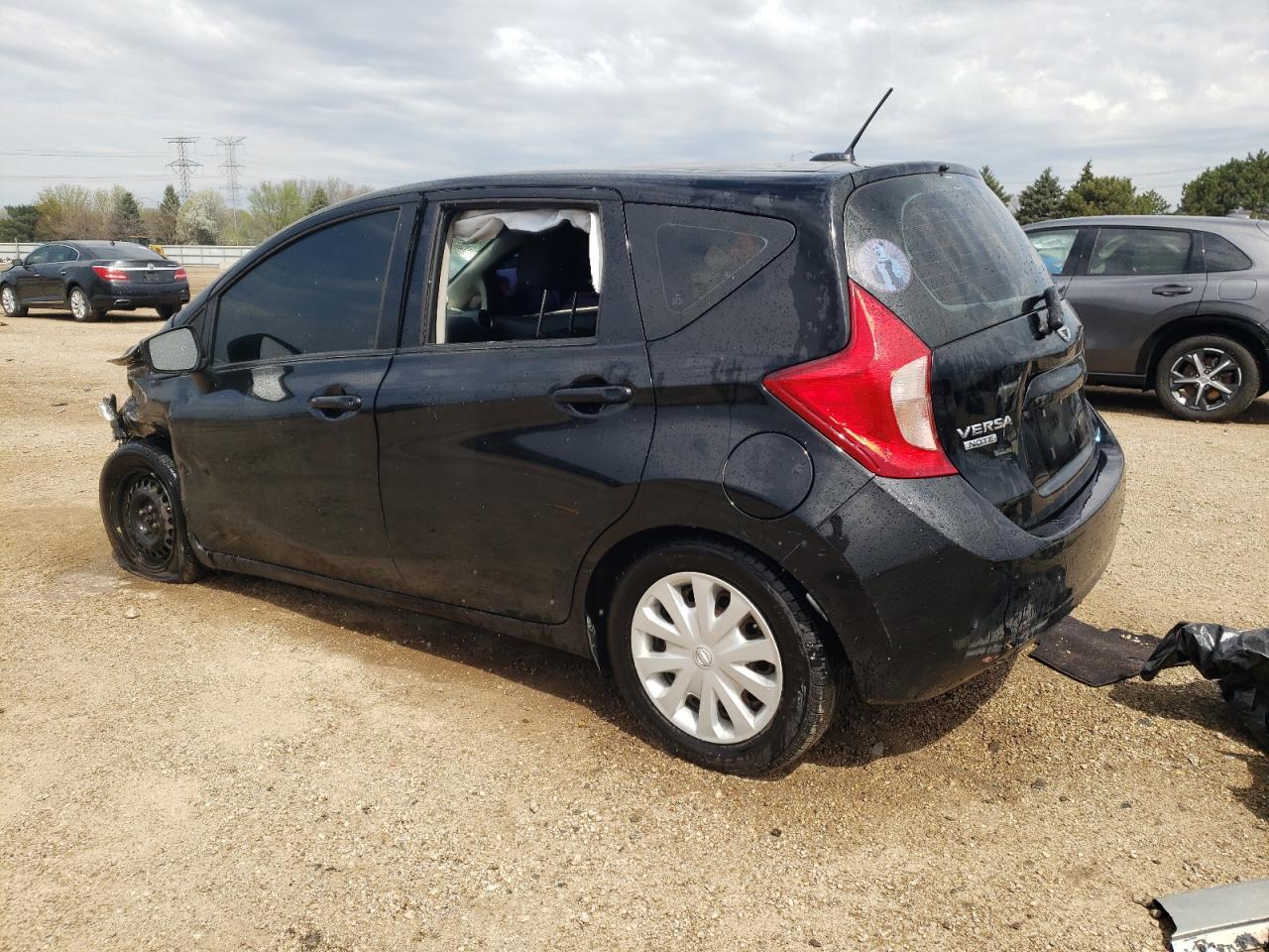 2016 Nissan Versa Note S - Фото 2