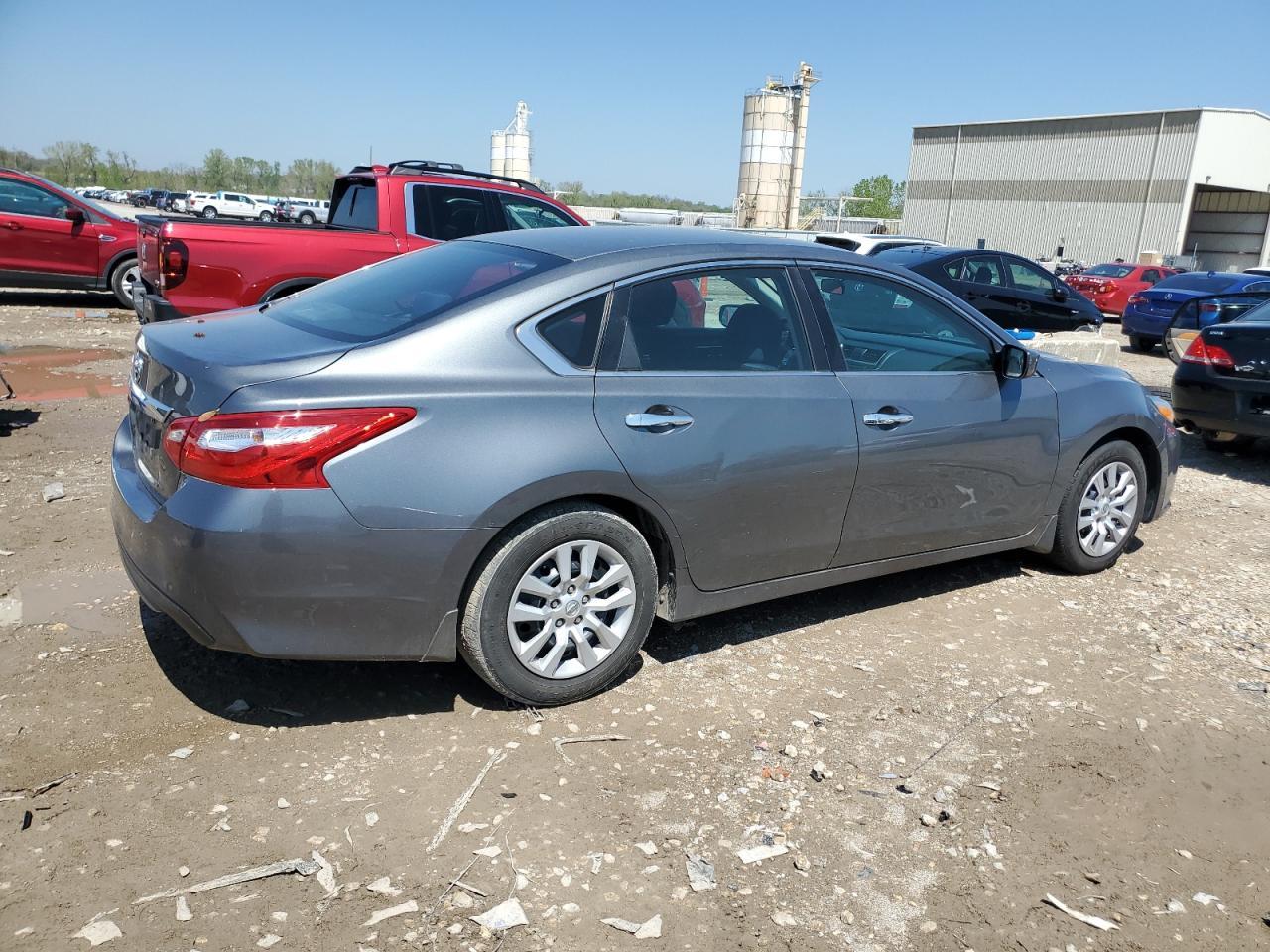 2016 Nissan Altima 2.5 - Фото 3