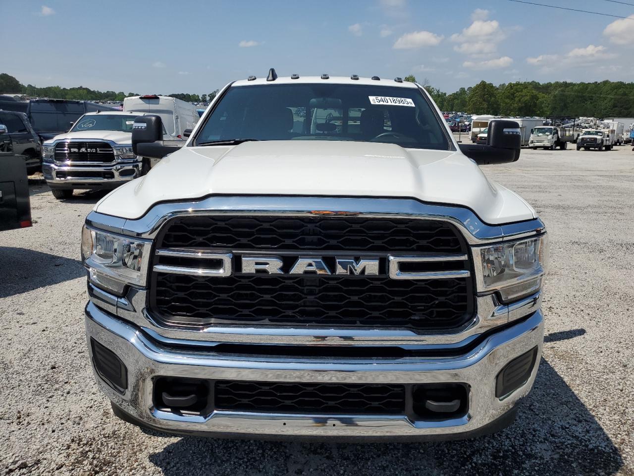 2023 Ram 3500 Laramie - Фото 5
