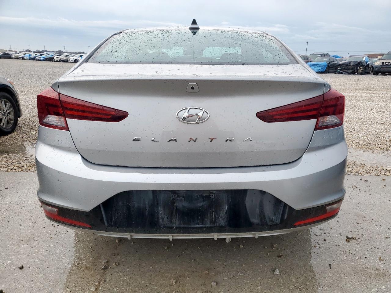 2020 Hyundai Elantra Sel - Фото 6