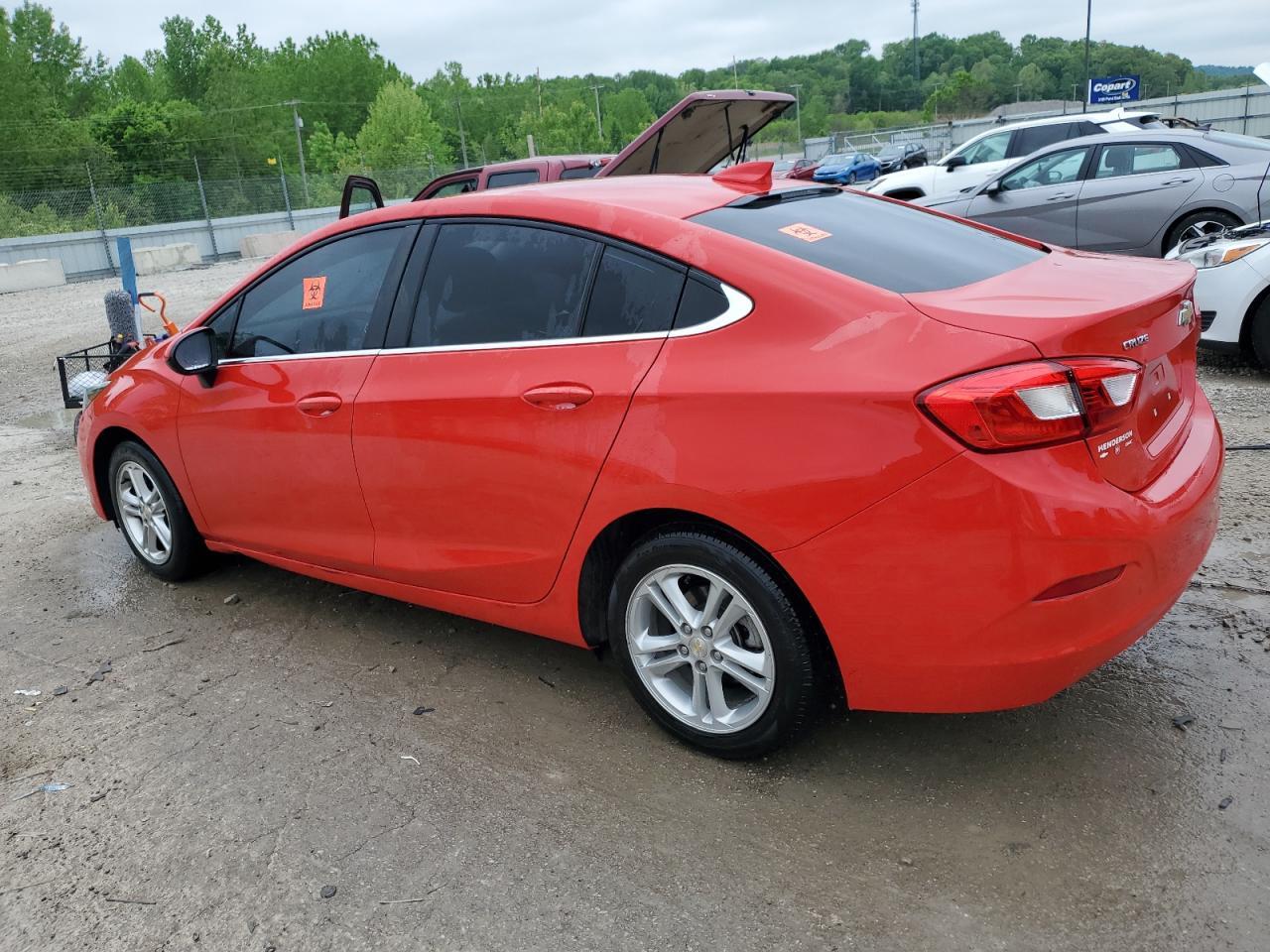 2018 Chevrolet Cruze Lt - Image 2
