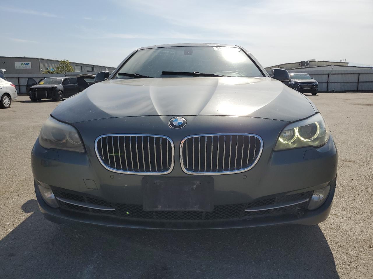 2011 BMW 535 Xi - Фото 5