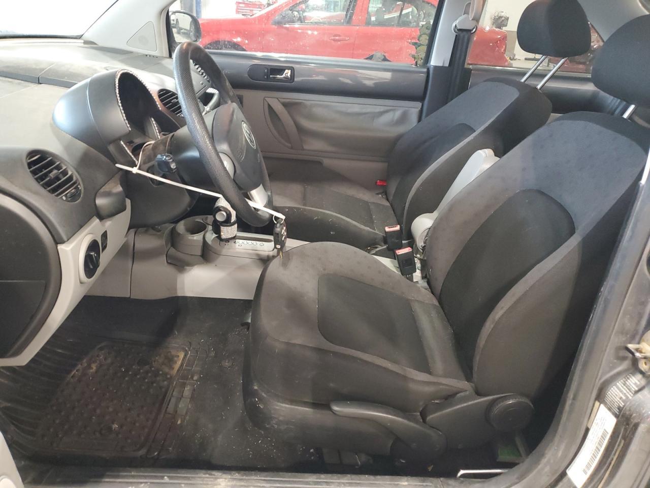 2002 Volkswagen New Beetle Gls - Фото 7