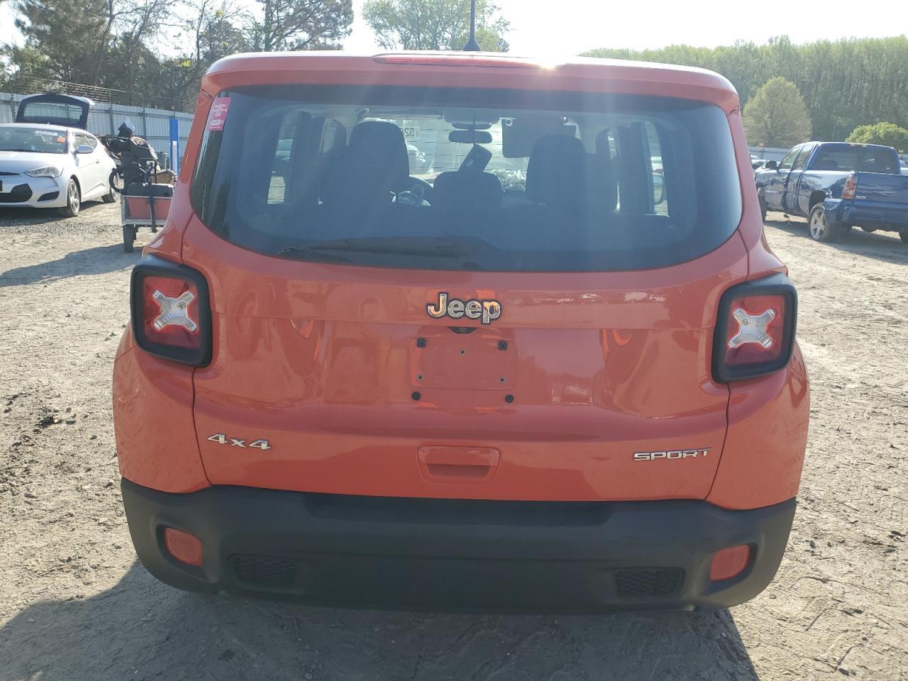 2018 Jeep Renegade Sport - Image 6