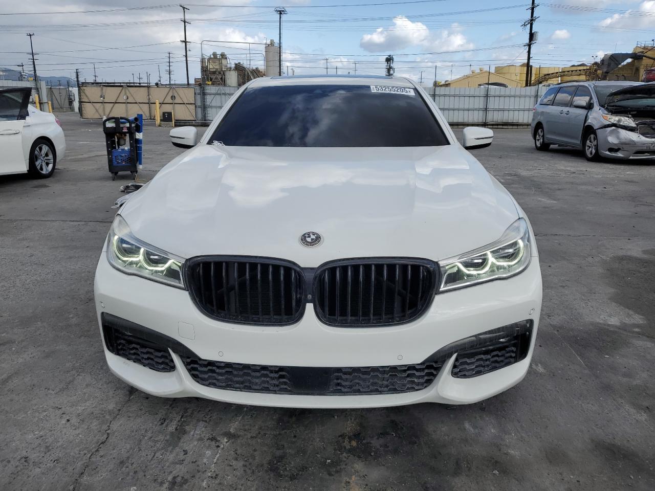 2016 BMW 750 I - Image 5