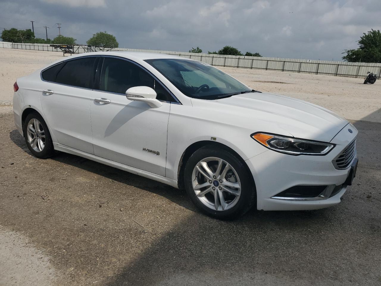 2018 Ford Fusion Se Hybrid - Image 4