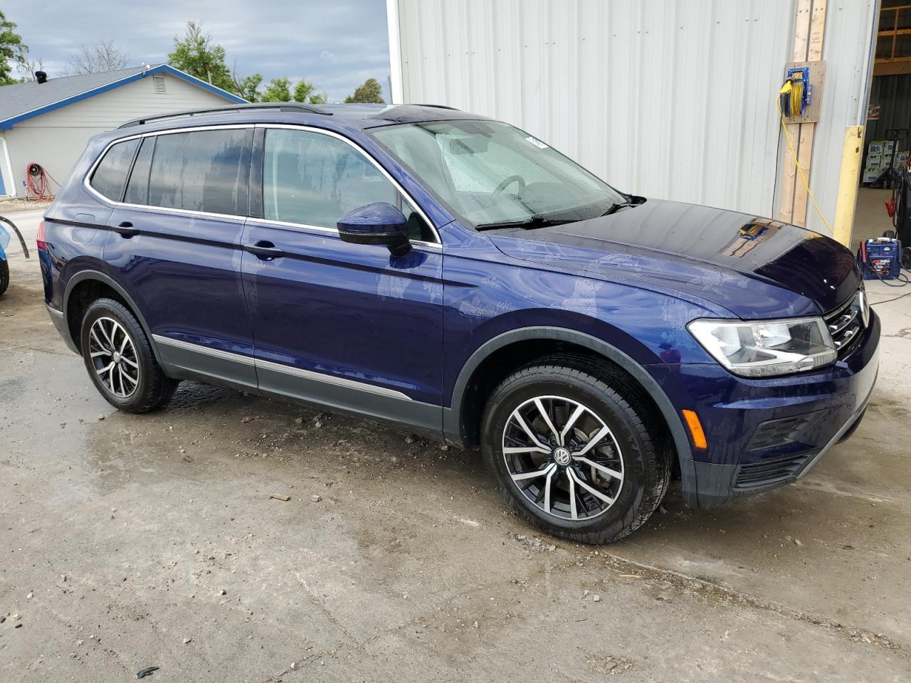 2021 Volkswagen Tiguan Se - Фото 4