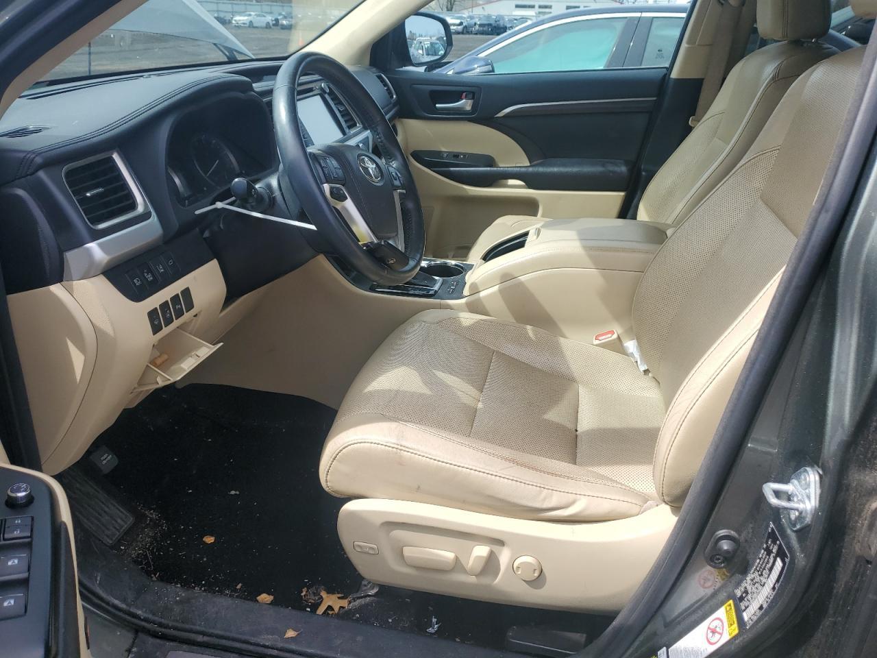 2016 Toyota Highlander Hybrid Limited - Image 7