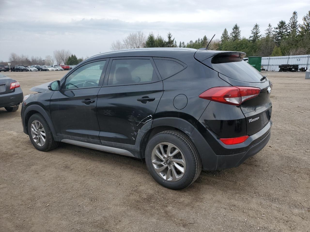 2017 Hyundai Tucson Limited - Image 2