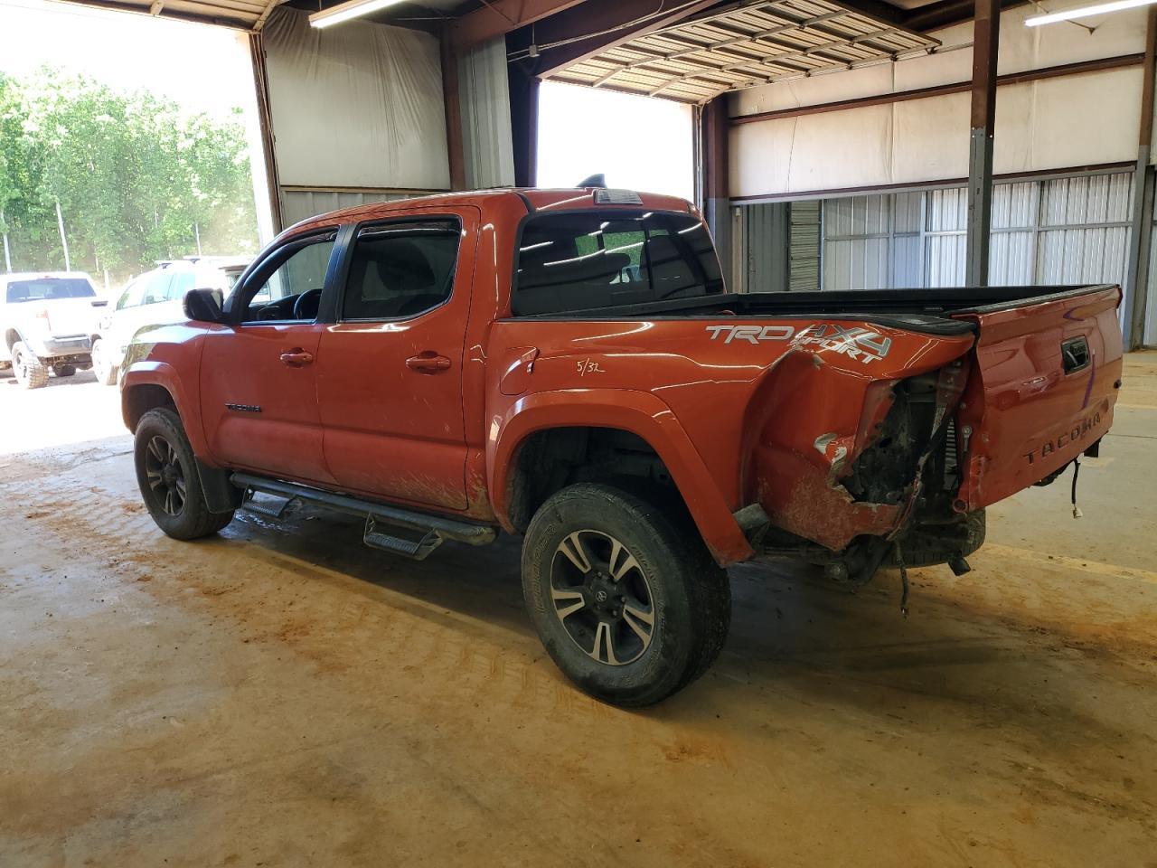 2018 Toyota Tacoma Double Cab - Фото 2