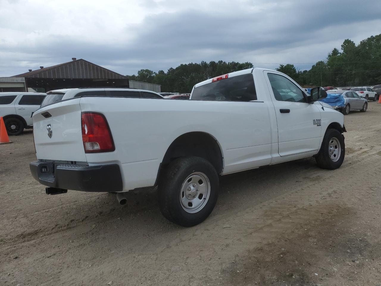 2022 Ram 1500 Classic Tradesman - Фото 3